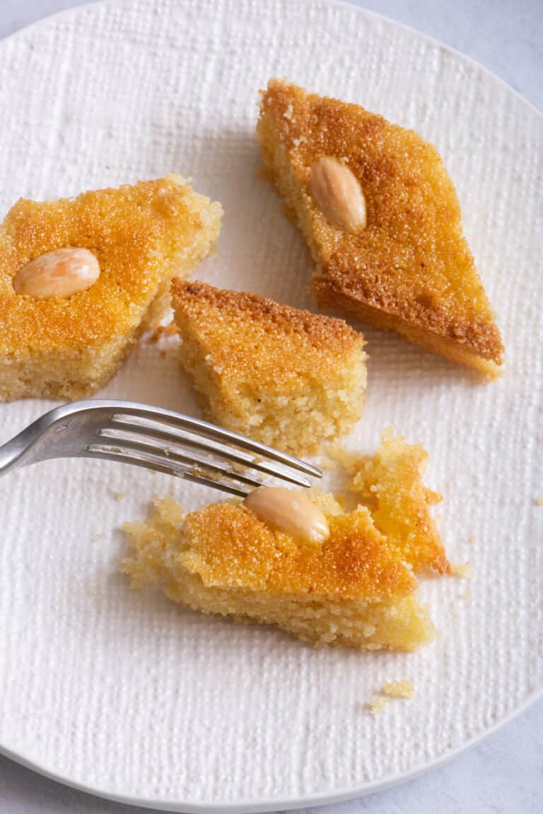 Namoura (Semolina Cake) {Authentic Lebanese Recipe} - Feel Good Foodie