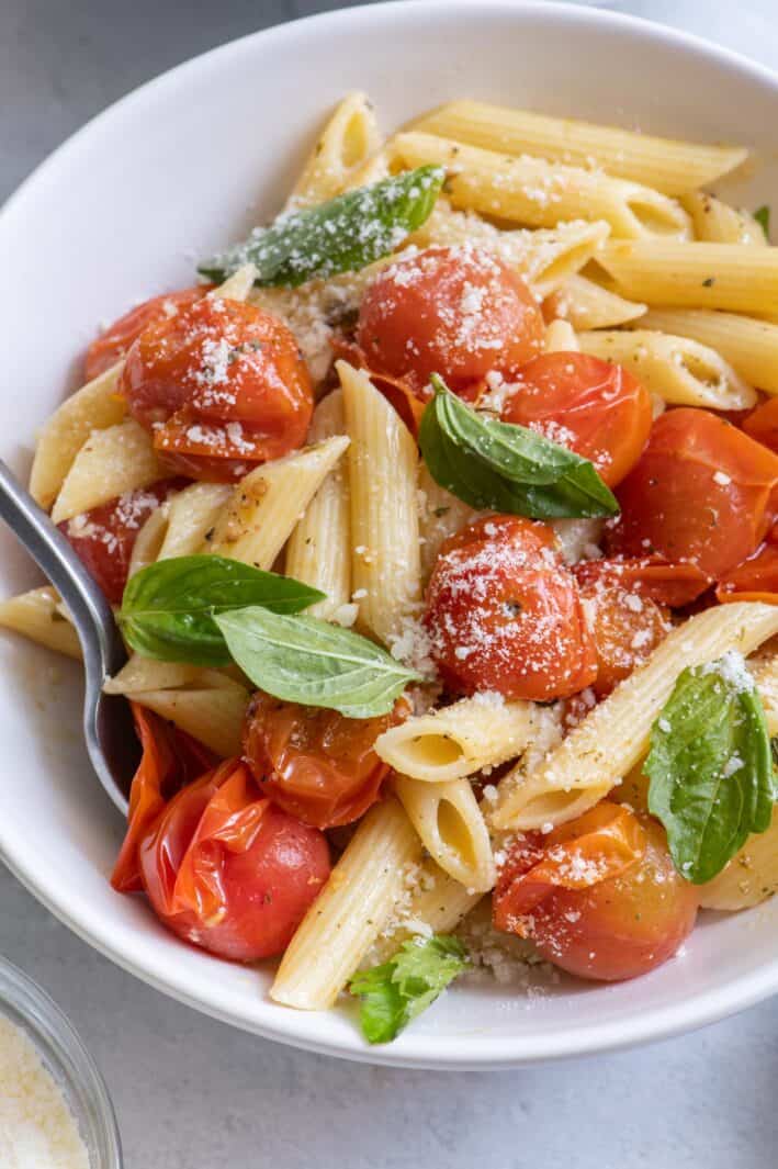 Roasted Cherry Tomato Pasta {With Penne} - Feel Good Foodie