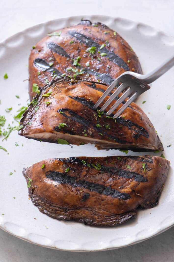 Grilled Portobello Mushrooms {Balsamic Marinade} - Feel Good Foodie