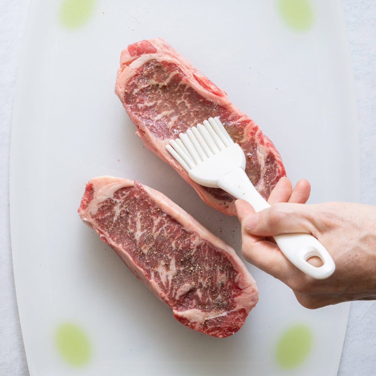 Brush oil on both sides.