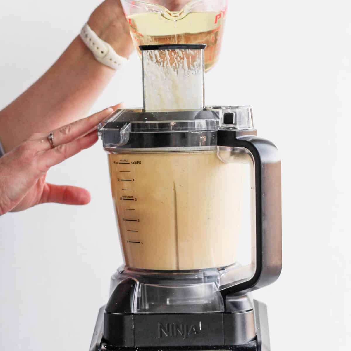 Streaming oil few drops.