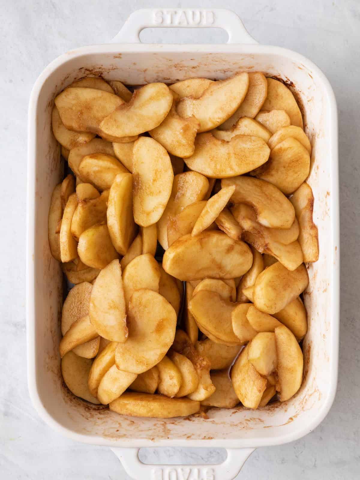 Final baked apple slices out of the oven.