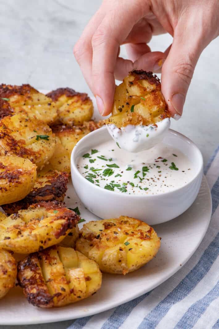 Crispy Crunchy Roasted Parmesan Potatoes Oven Baked Feel Good Foodie 9791