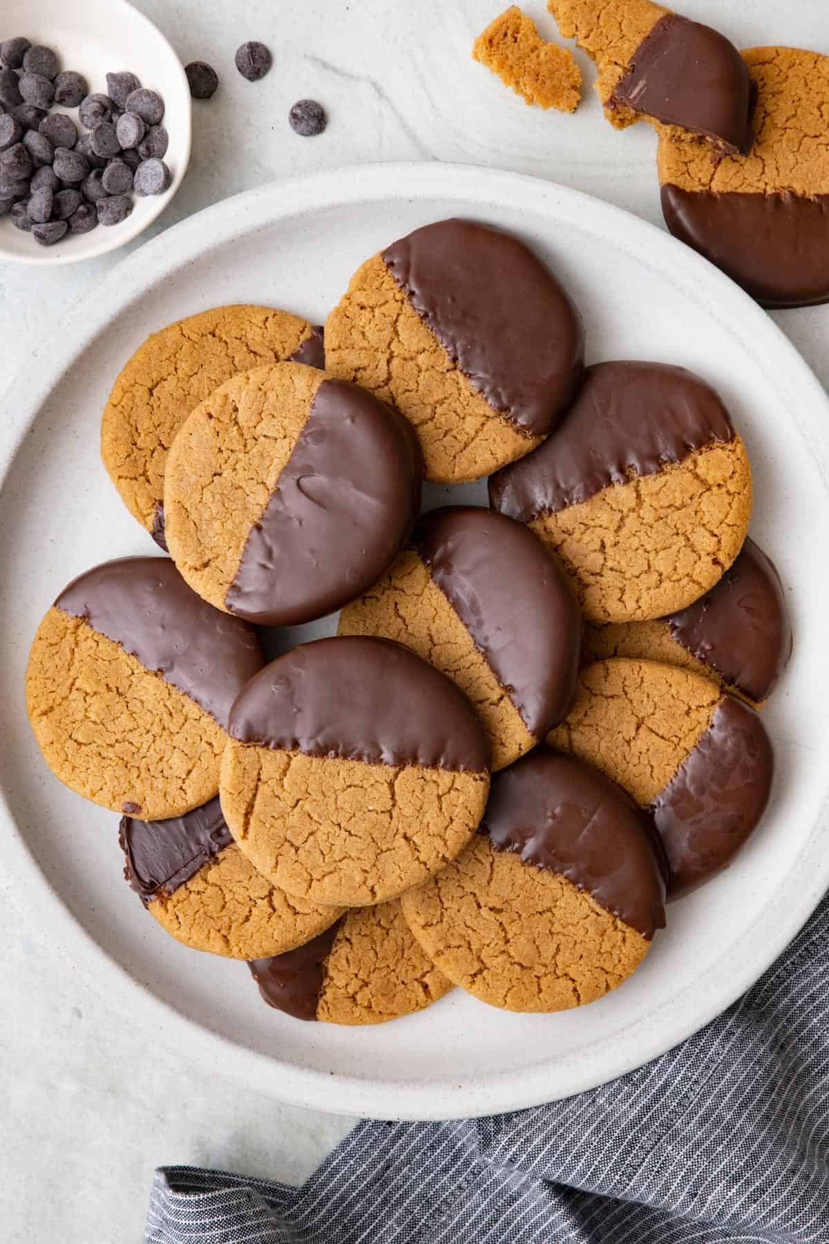 Dark Chocolate Peanut Butter Cookies - Just so Tasty