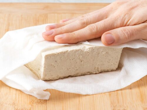 How to Press Tofu {Without A Press} - FeelGoodFoodie
