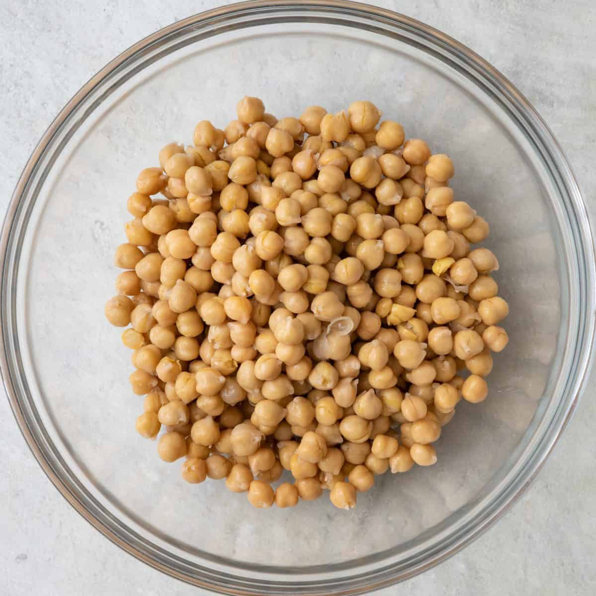 Chickpeas in a bowl.