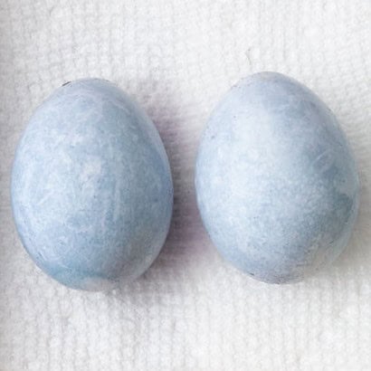 Light blue eggs.