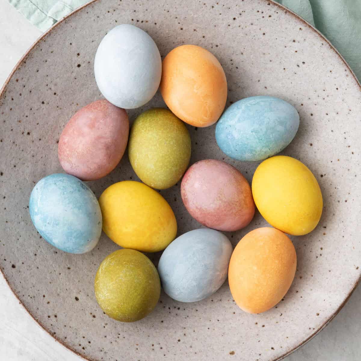 How to Dye Easter Eggs