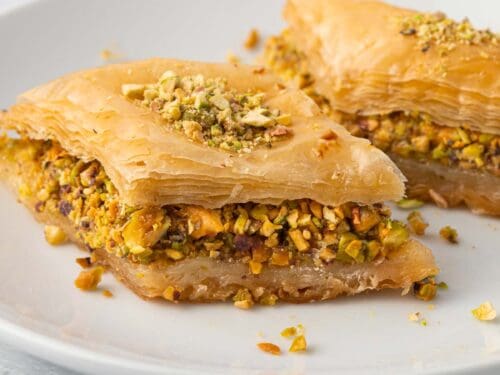 Authentic Pistachio Baklava Recipe – Cookin' with Mima