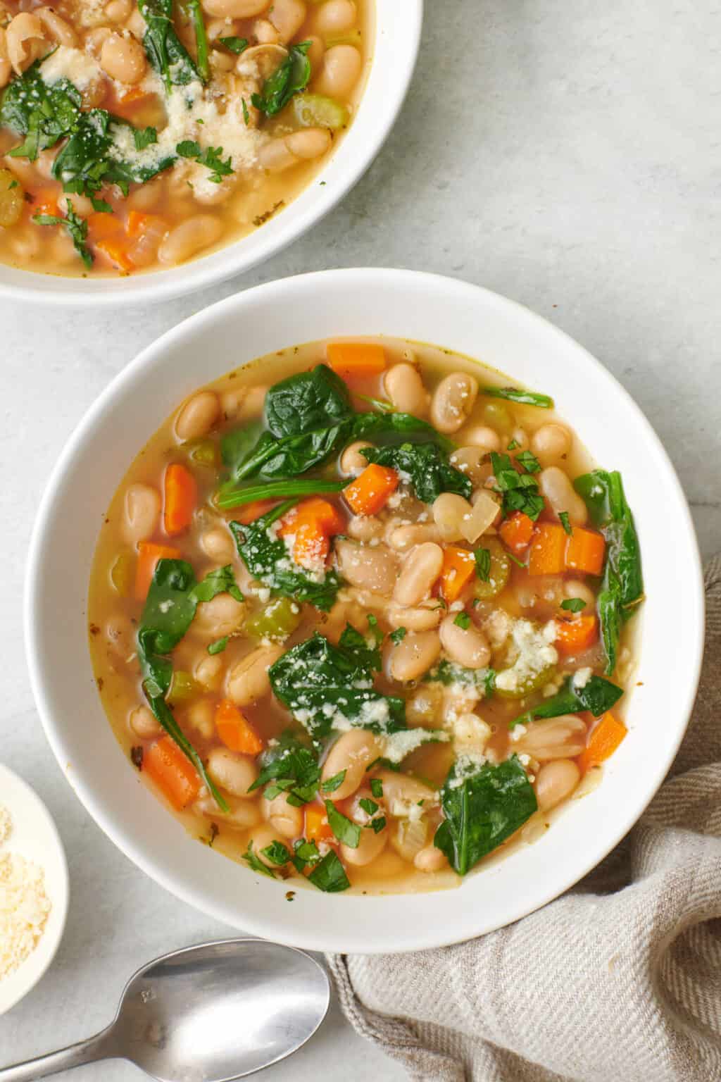 Mediterranean White Bean Soup - FeelGoodFoodie