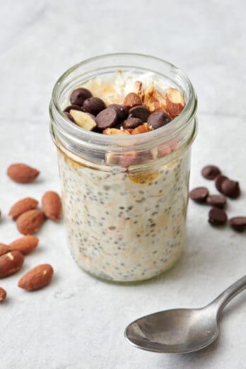 Easy Overnight Oats {2-Ingredient Base Recipe} - FeelGoodFoodie