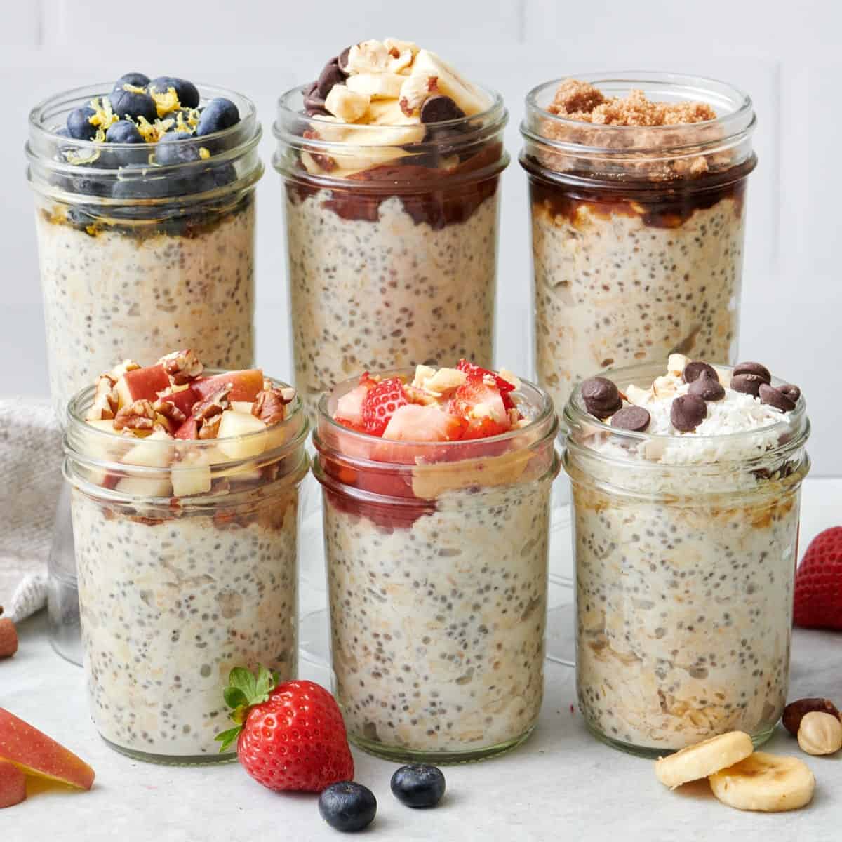 OVERNIGHT OATS  easy, healthy breakfast & 6 flavor ideas! 