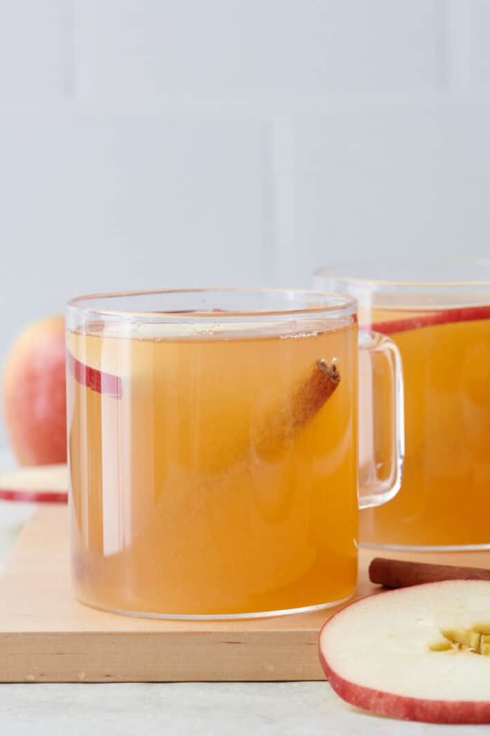 Homemade Apple Cider {Stovetop Recipe} - Feel Good Foodie