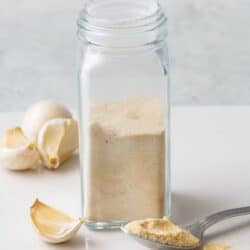How to Make Garlic Powder {Easy Oven Method}