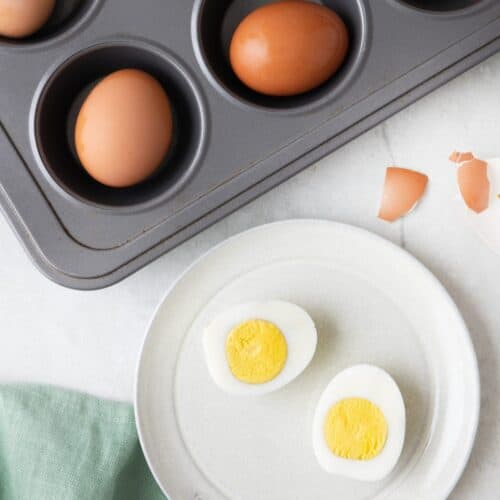 How to Peel Hard Boiled Eggs - FeelGoodFoodie