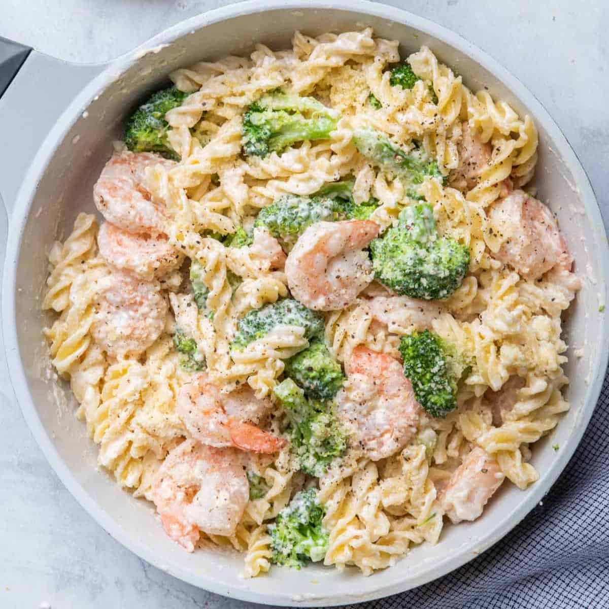 Broccoli shrimp alfredo.