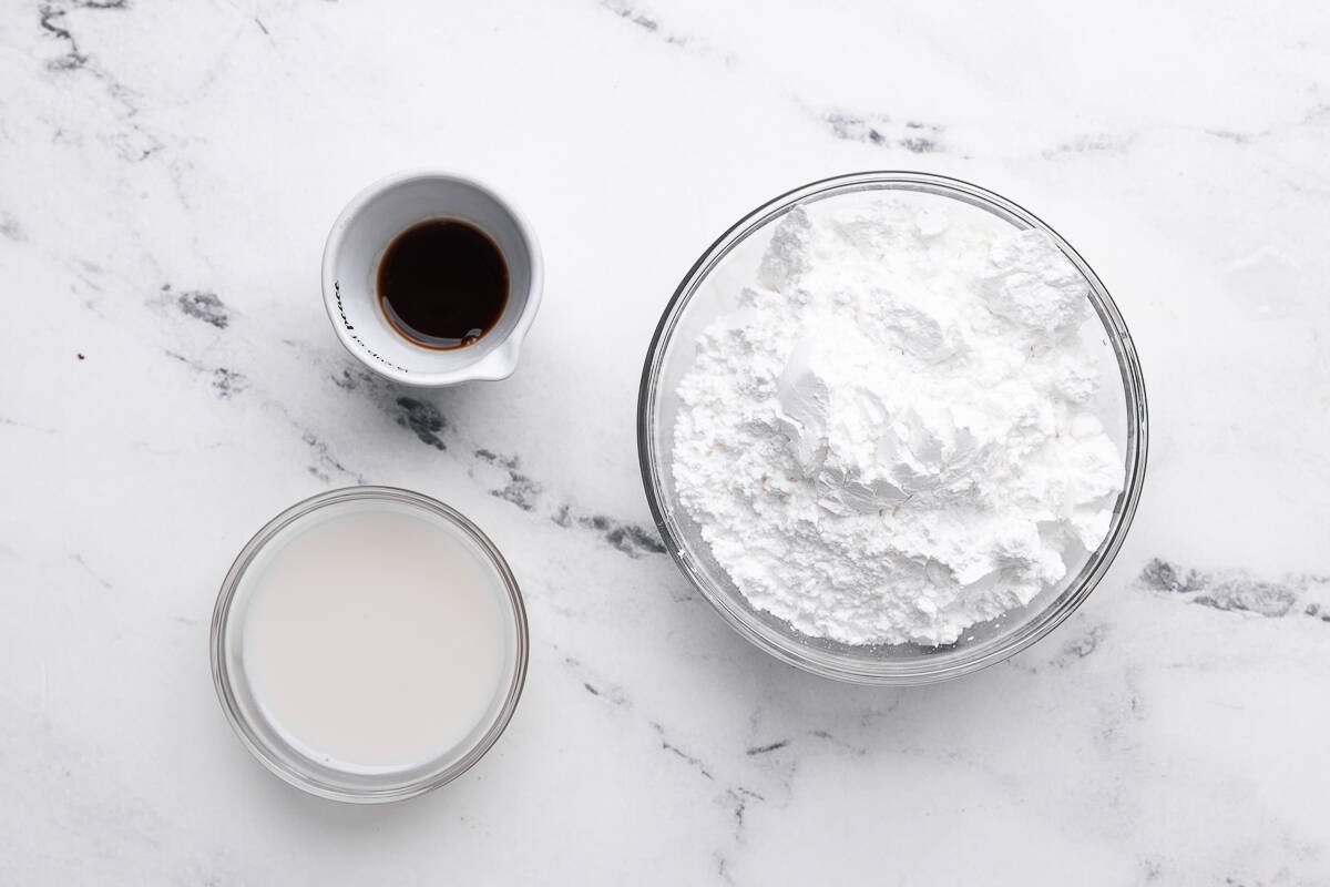 How To Make Powder Sugar Glaze - FeelGoodFoodie