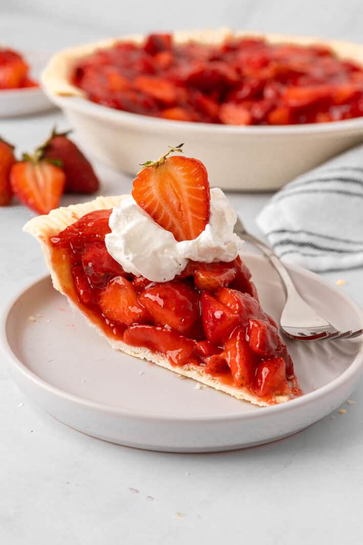 5 Ingredient Strawberry Pie - Feel Good Foodie