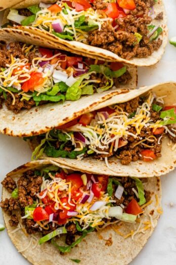 Ground beef tacos thumbnail.