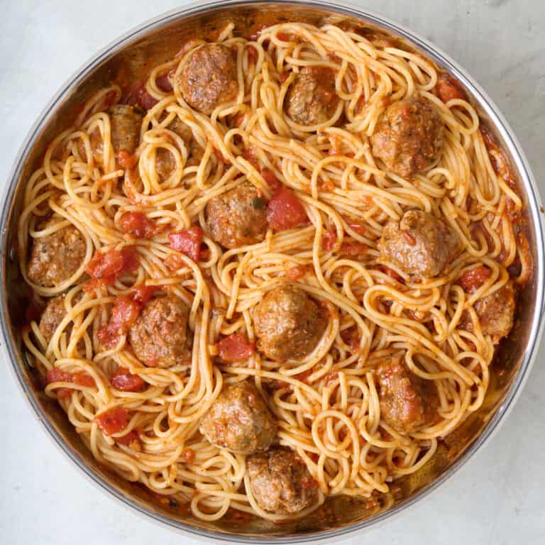 Spaghetti and Meatballs {Easy Homemade Recipe} - Feel Good Foodie