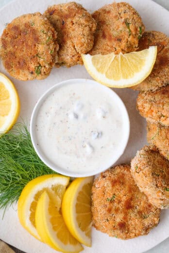 Salmon patties recipe with a homemade creamy dip.