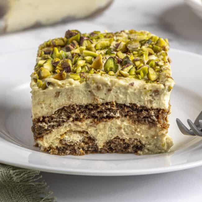 Easy no bake pistachio tiramisu recipe.