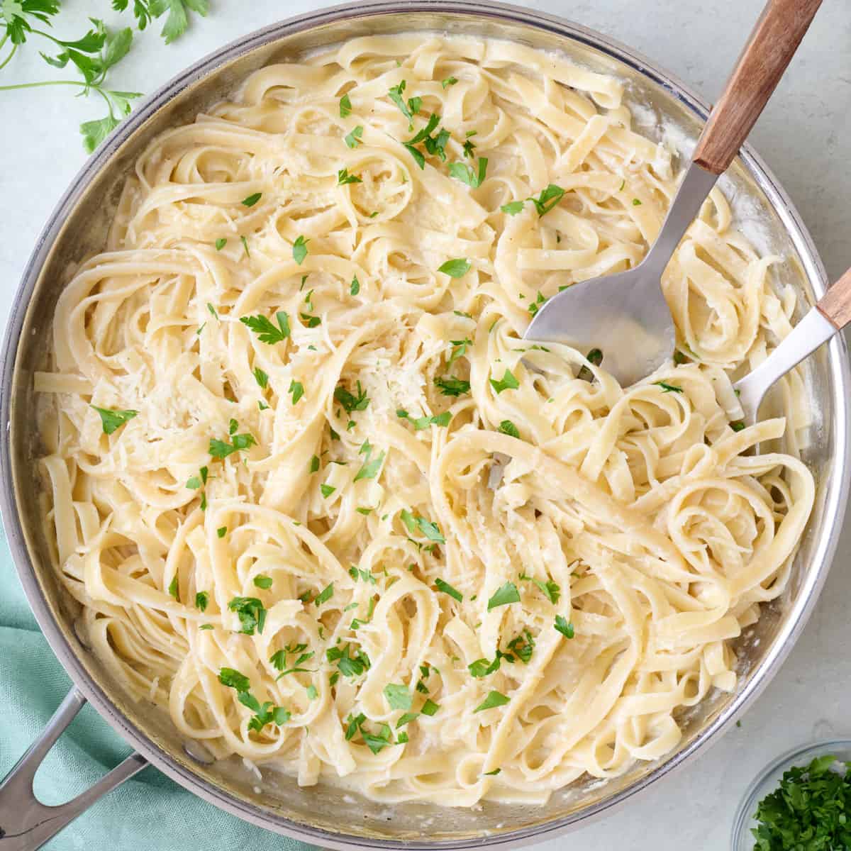 Fettuccine Alfredo