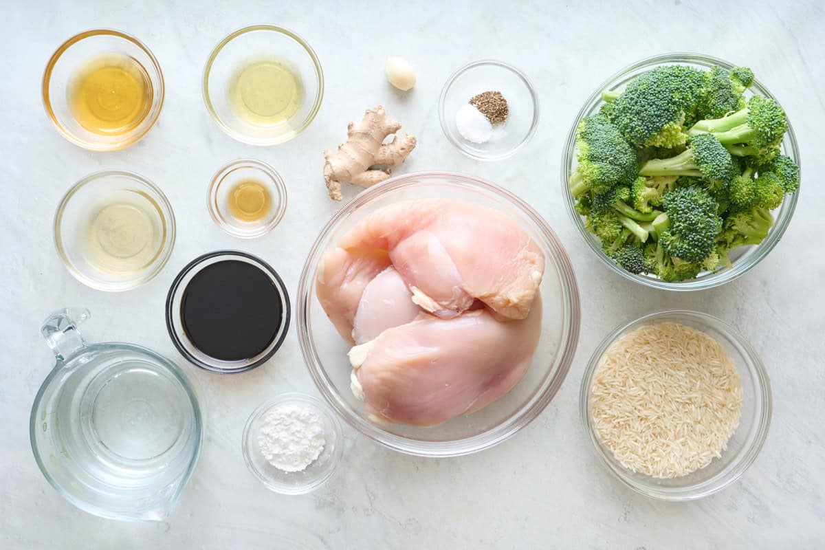 Ingredients for recipe: chicken, soy sauce, vinegars, seasonings, ginger, garlic, cornstarch, and rice.