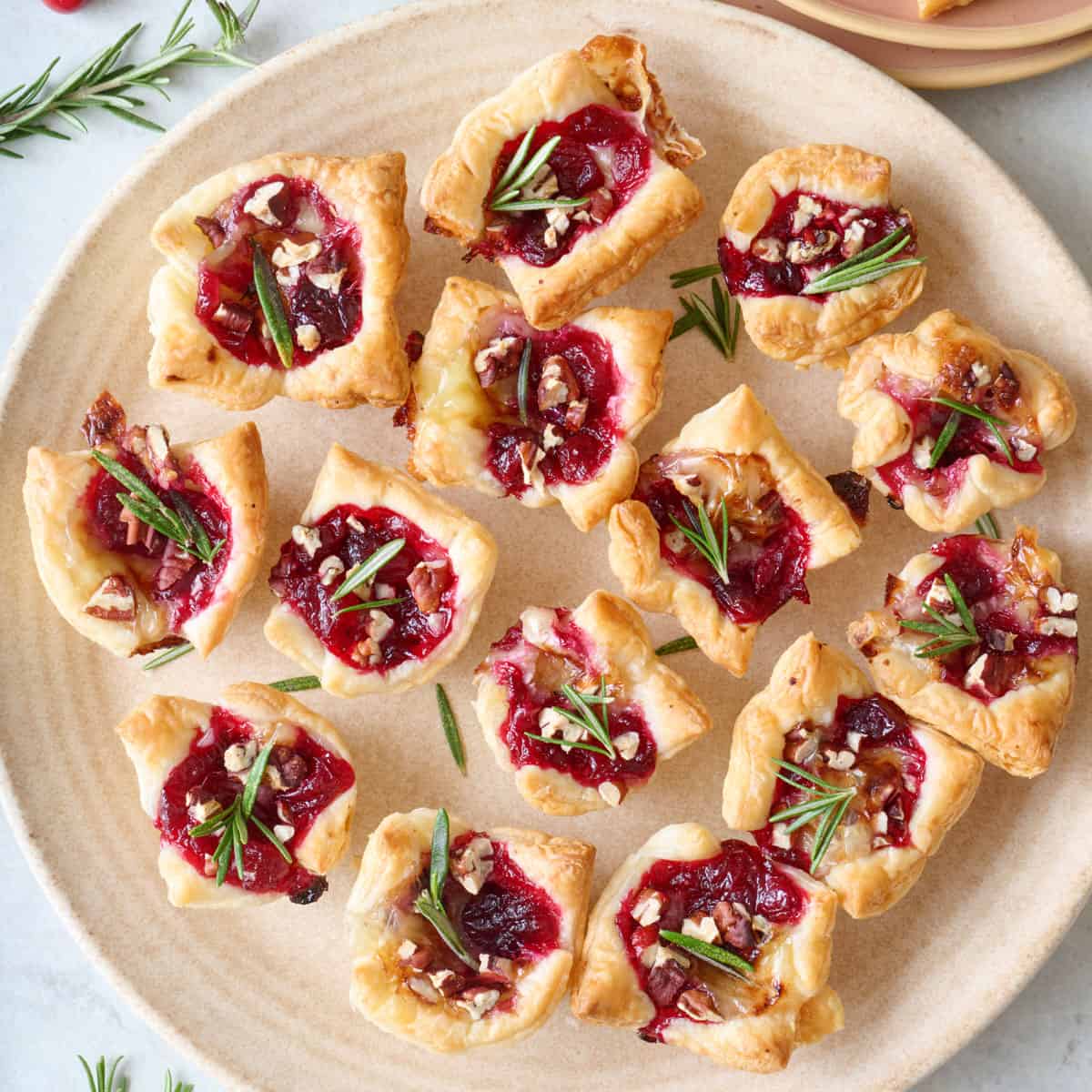 Cranberry brie bites recipe.