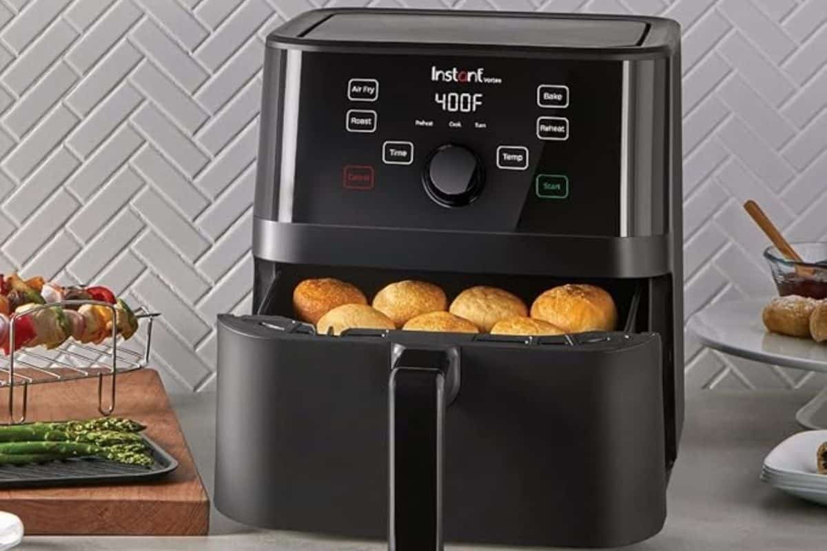 Instant Vortex 5.75-Quart Air Fryer