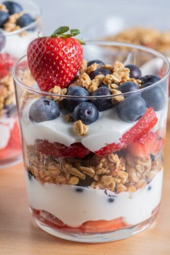 Fruit and yogurt recipe.