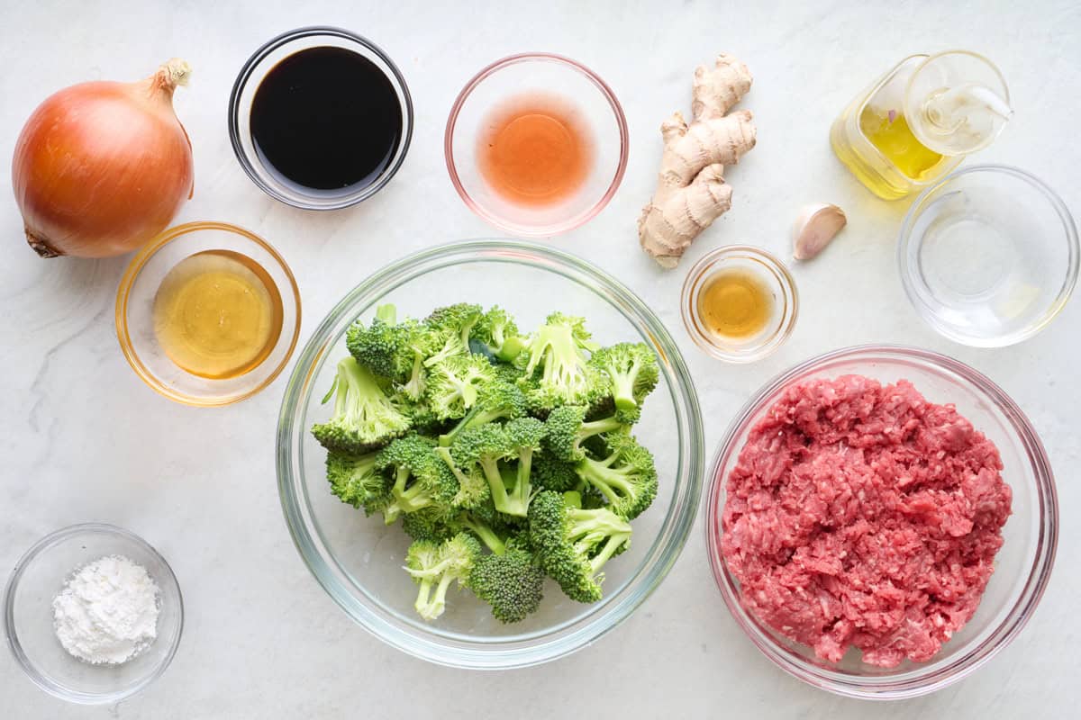 Ingredients for recipe: onion honey, soy sauce, rice wine vinegar, cornstarch, sesame oil, oil, garlic, broccoli, ground beef, and ginger.