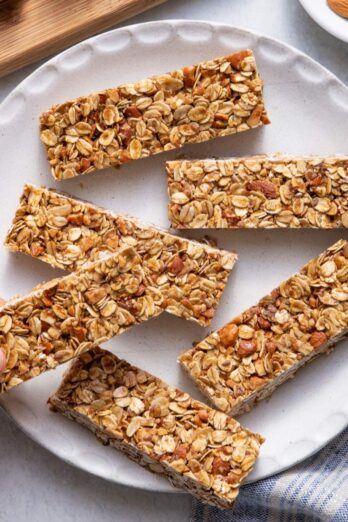 Honey oat granola bars.