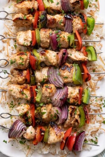 Grilled chicken kabobs recipe.