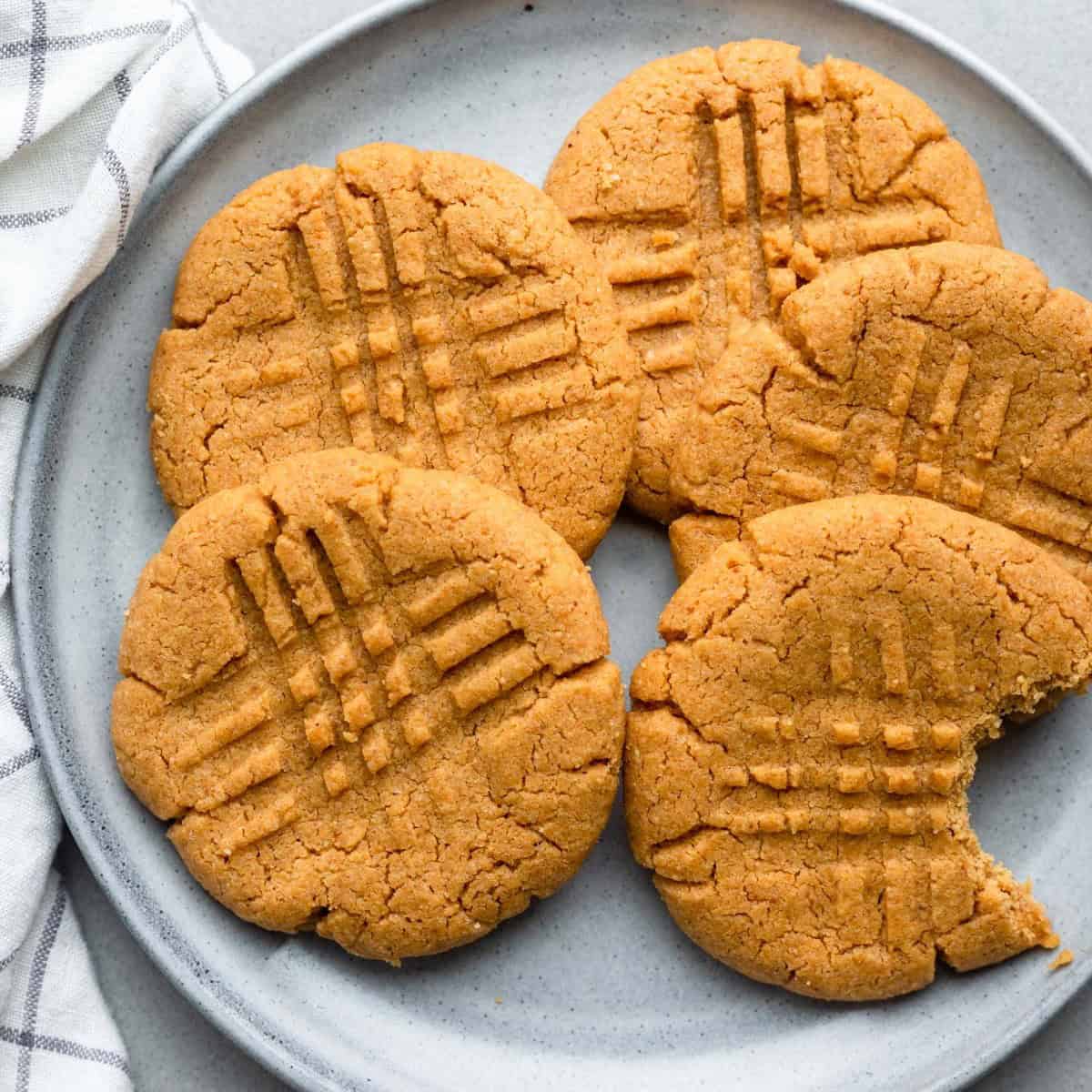 3 ingredient peanut butter cookie recipe.