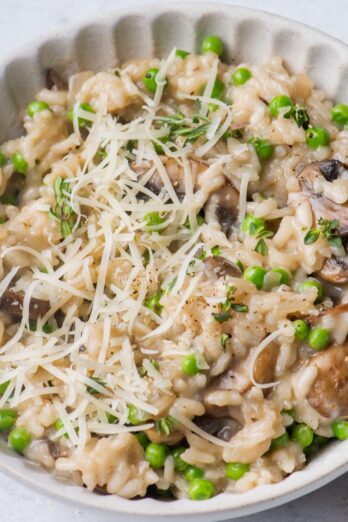 Mushroom and peas risotto recipe.
