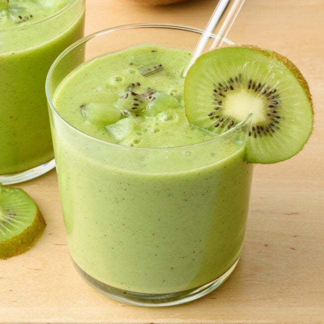 Kiwi smoothie recipe in a glass.