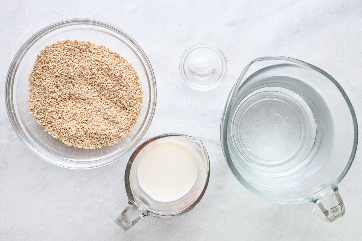 Ingredients for recipe: water, salt, steel cut oats, and milk.