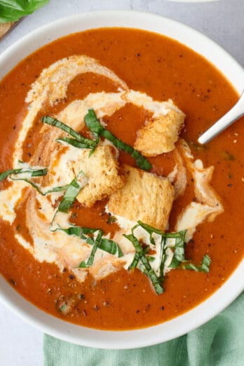 Easy tomato soup recipe.