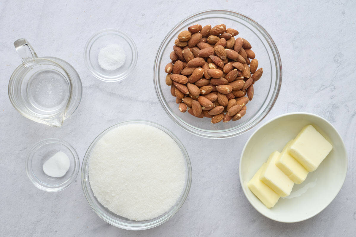 Brittle recipe: whole almonds, butter, sugar, salt, baking soda, and water.