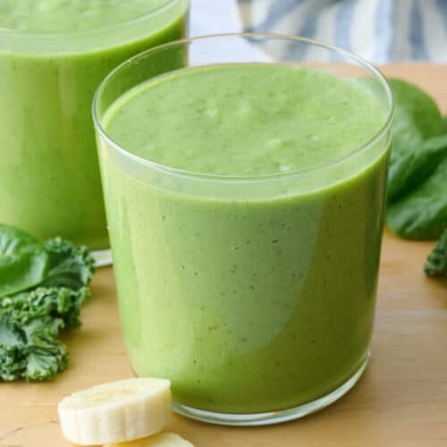 Easy green smoothie recipe.
