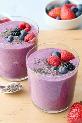 Mixed berry chia smoothie.