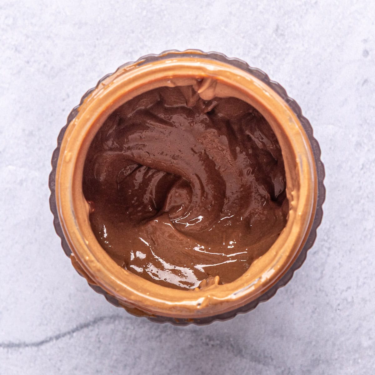 Chocolate pudding after blending smooth.