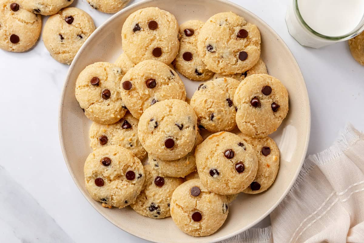 Best cottage cheese cookies recipe with almond flour and chocolate chips.